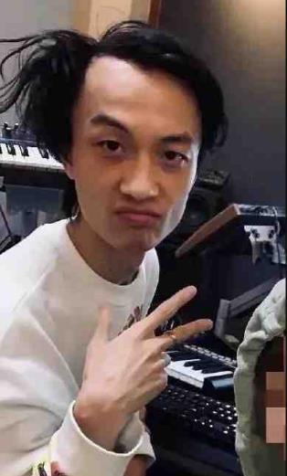 吴宸宇前女友爆料视频,揭秘背后惊人真相 第2张 吴宸宇前女友爆料视频,揭秘背后惊人真相 第2张